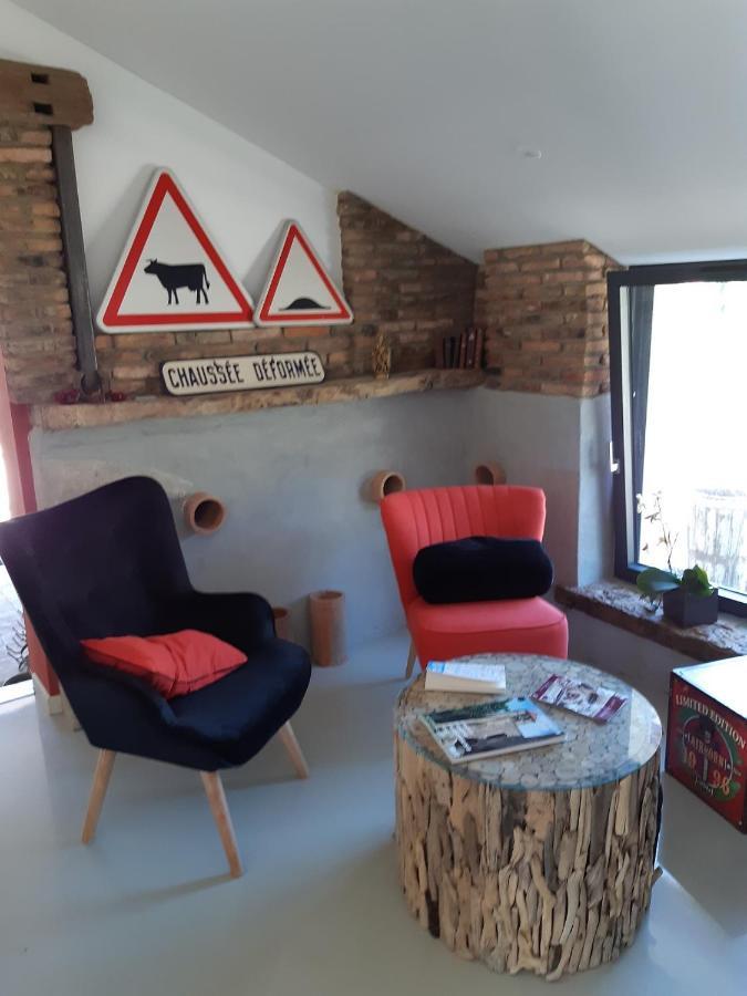 Atelier Natur'L Les Ronzieres Saint-Paul-d'Uzore Exteriör bild